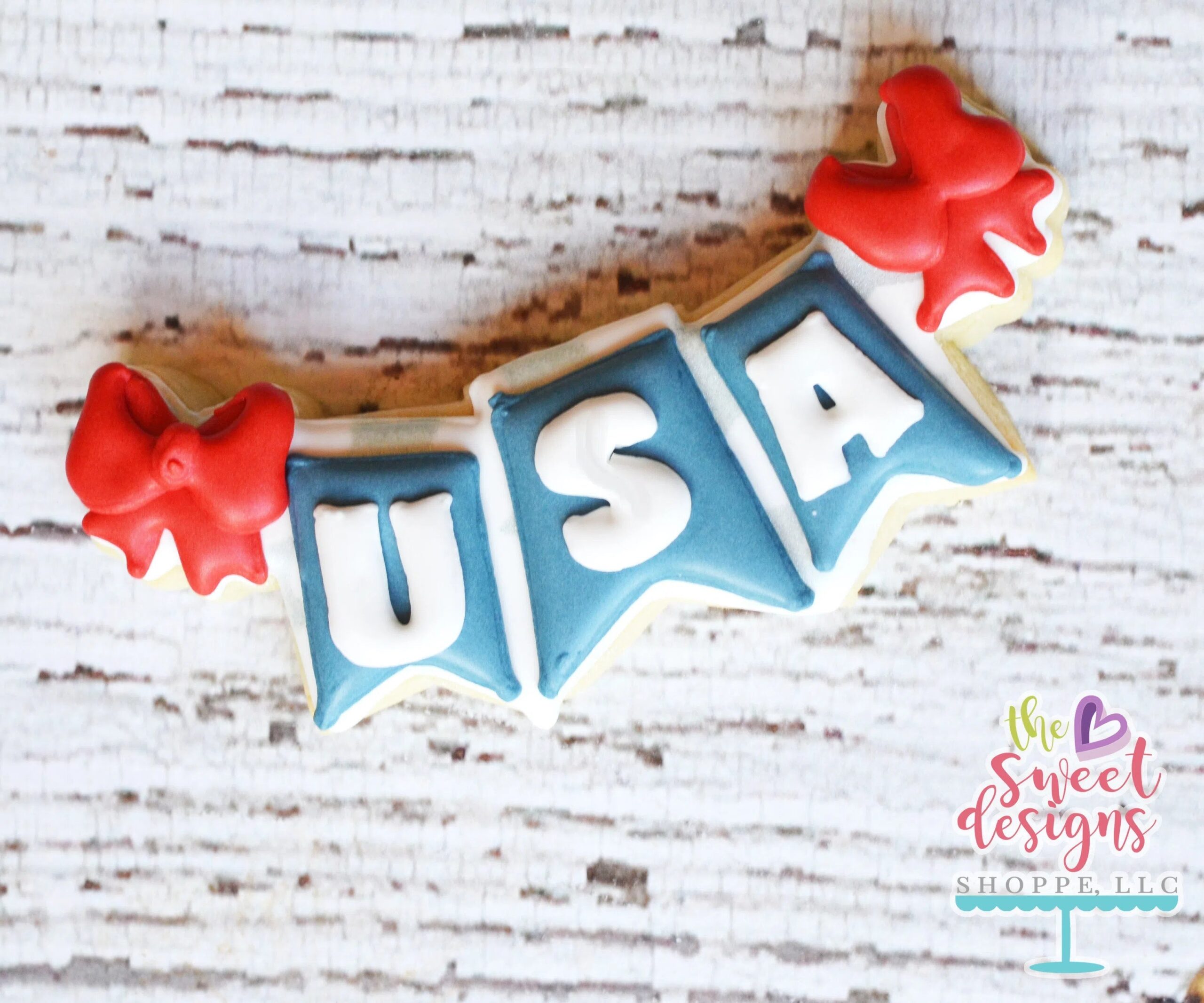 Cookie Cutters - Bunting (three spaces) V2 - Cookie Cutter - Sweet Designs Shoppe - - ALL, Bunting, Cookie Cutter, cookie cutters, Customize, fourth of July, Independence, Patriotic, Plaque, Promocode